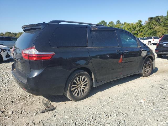 Photo 2 VIN: 5TDYZ3DC1JS922483 - TOYOTA SIENNA XLE 