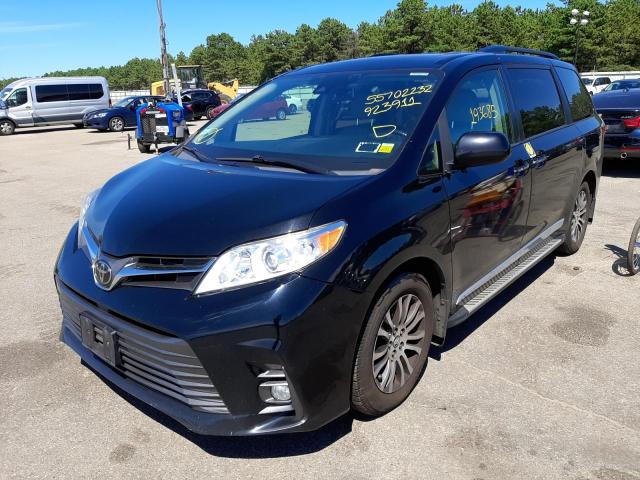 Photo 1 VIN: 5TDYZ3DC1JS923911 - TOYOTA SIENNA XLE 