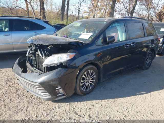 Photo 1 VIN: 5TDYZ3DC1JS924864 - TOYOTA SIENNA 