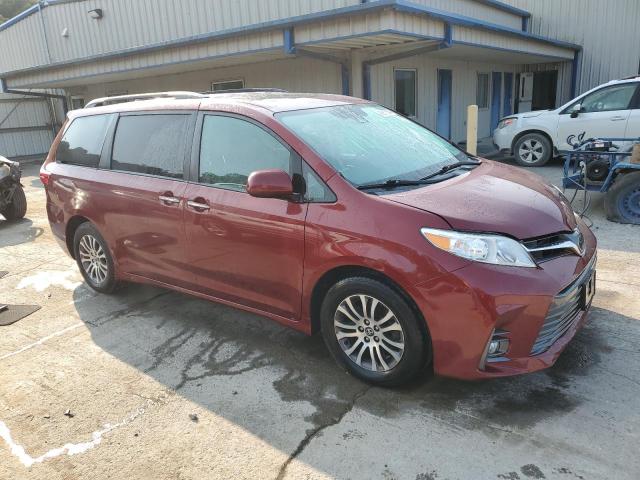 Photo 3 VIN: 5TDYZ3DC1JS932379 - TOYOTA SIENNA XLE 