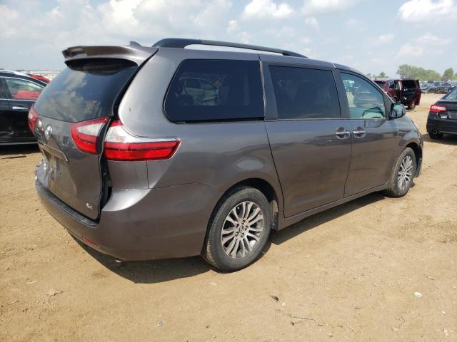 Photo 2 VIN: 5TDYZ3DC1JS948548 - TOYOTA SIENNA XLE 