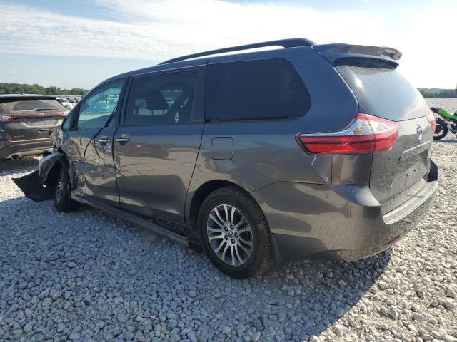 Photo 1 VIN: 5TDYZ3DC1JS948601 - TOYOTA SIENNA XLE 