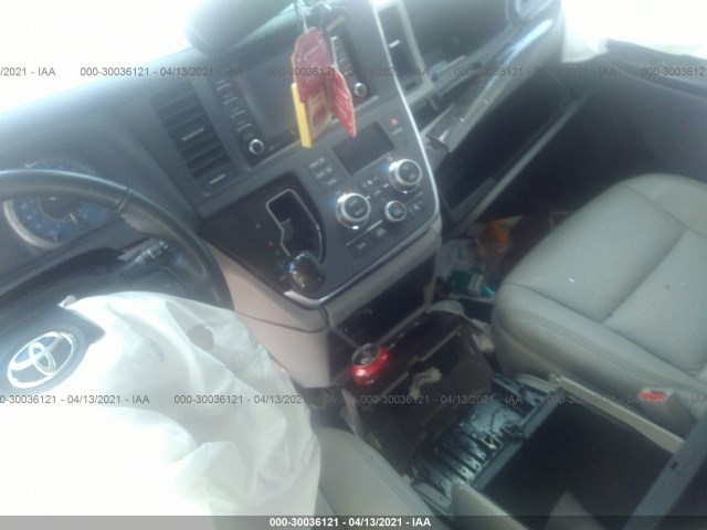 Photo 4 VIN: 5TDYZ3DC1KS001429 - TOYOTA SIENNA 