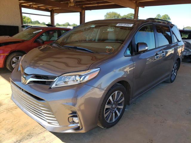 Photo 1 VIN: 5TDYZ3DC1KS014584 - TOYOTA SIENNA XLE 