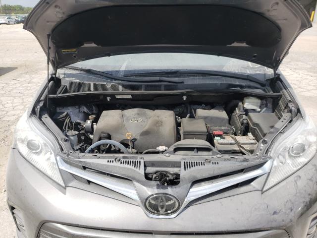 Photo 6 VIN: 5TDYZ3DC1KS973886 - TOYOTA SIENNA XLE 