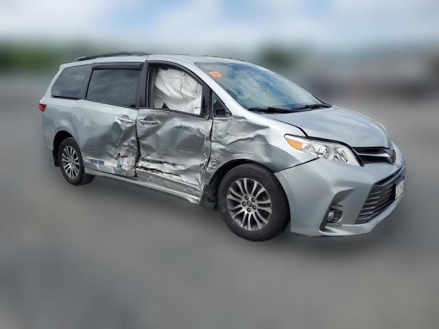 Photo 3 VIN: 5TDYZ3DC1KS974312 - TOYOTA SIENNA XLE 