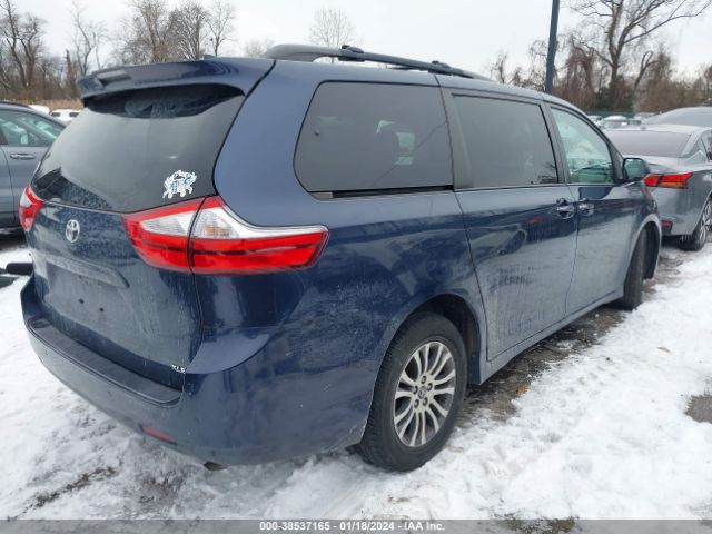 Photo 3 VIN: 5TDYZ3DC1KS980384 - TOYOTA SIENNA 