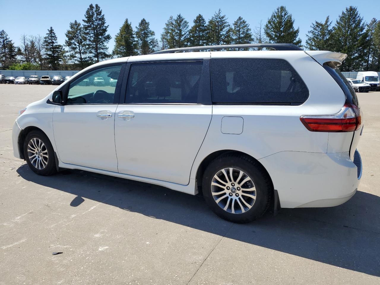 Photo 1 VIN: 5TDYZ3DC1KS991966 - TOYOTA SIENNA 