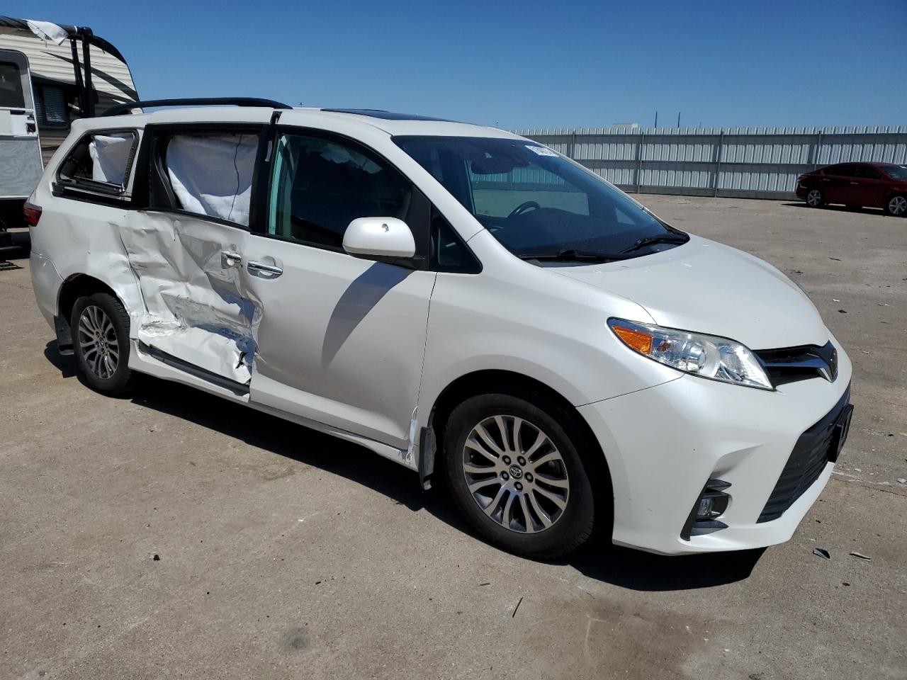 Photo 3 VIN: 5TDYZ3DC1KS991966 - TOYOTA SIENNA 