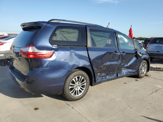 Photo 2 VIN: 5TDYZ3DC1KS993295 - TOYOTA SIENNA XLE 