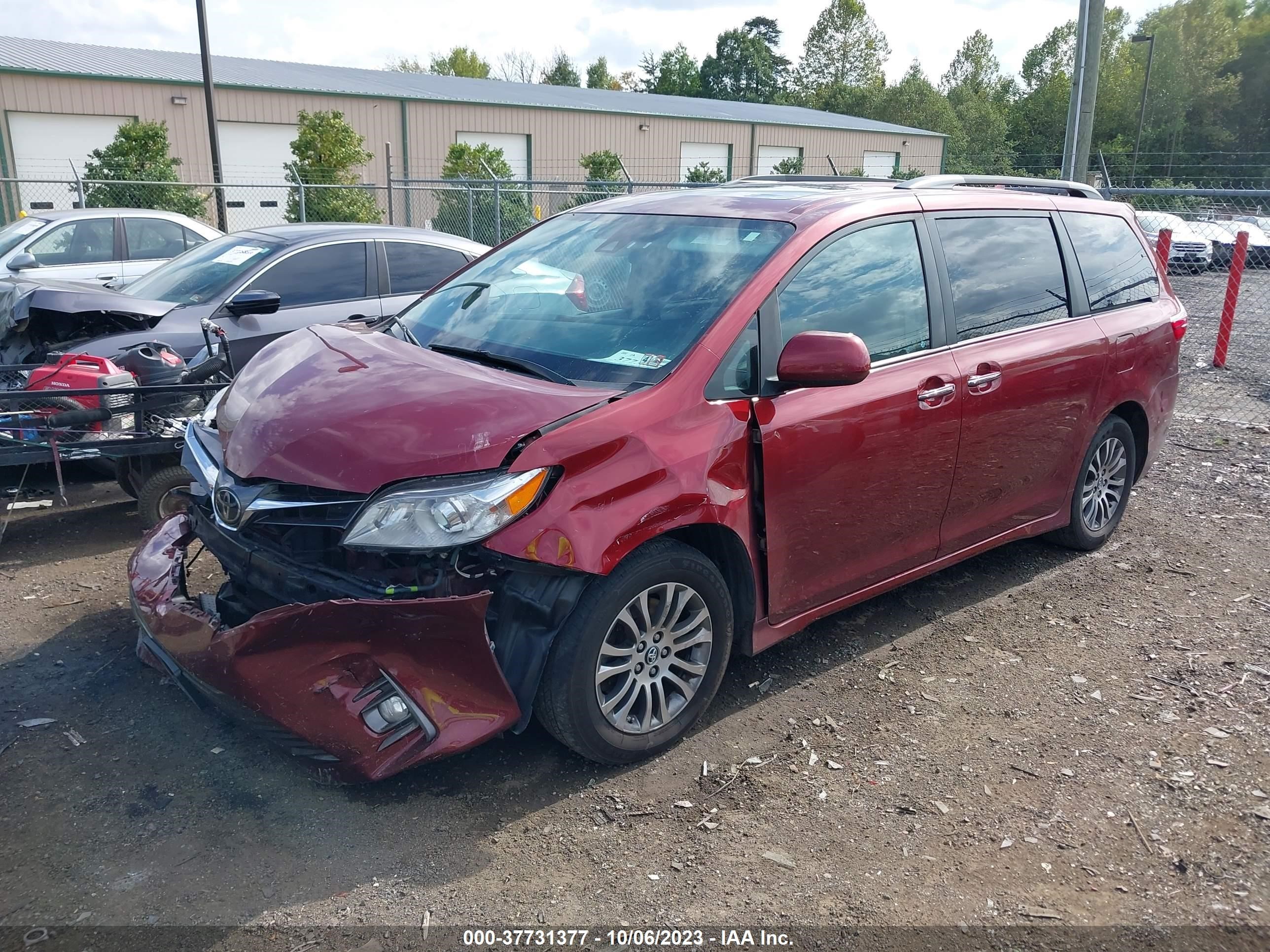 Photo 1 VIN: 5TDYZ3DC1LS025604 - TOYOTA SIENNA 