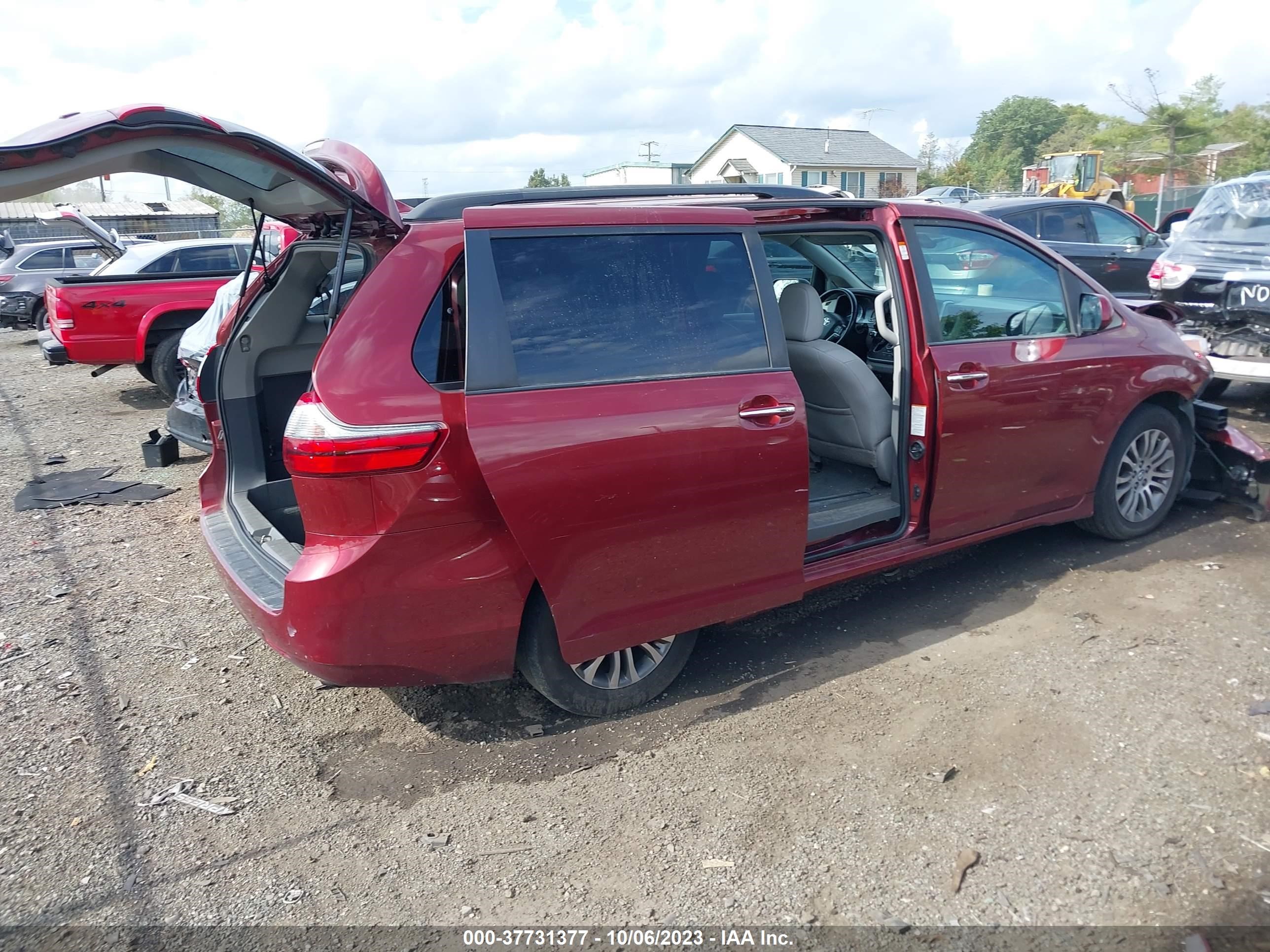 Photo 3 VIN: 5TDYZ3DC1LS025604 - TOYOTA SIENNA 