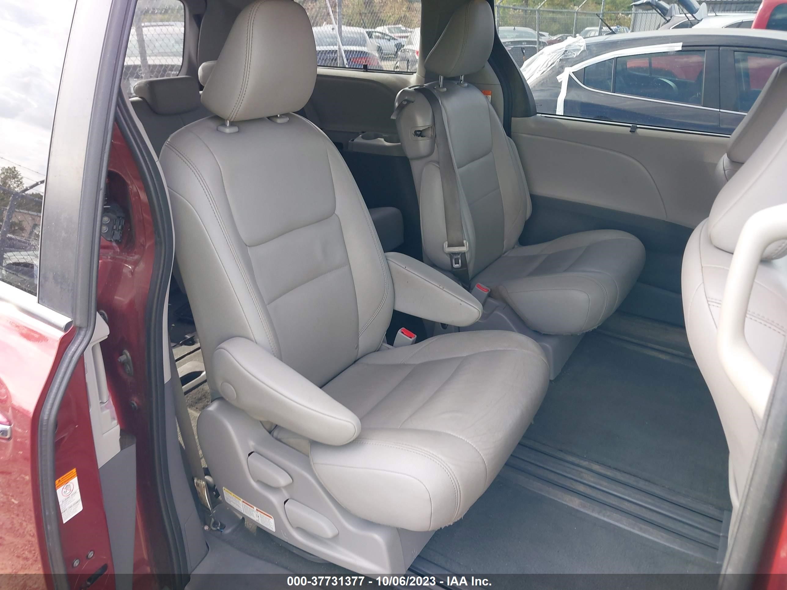 Photo 7 VIN: 5TDYZ3DC1LS025604 - TOYOTA SIENNA 