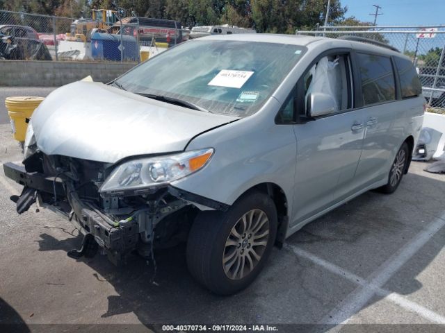 Photo 1 VIN: 5TDYZ3DC1LS048428 - TOYOTA SIENNA 