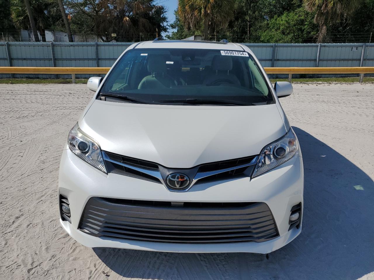 Photo 4 VIN: 5TDYZ3DC1LS059641 - TOYOTA SIENNA 