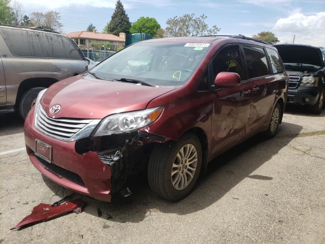 Photo 1 VIN: 5TDYZ3DC2HS778646 - TOYOTA SIENNA XLE 