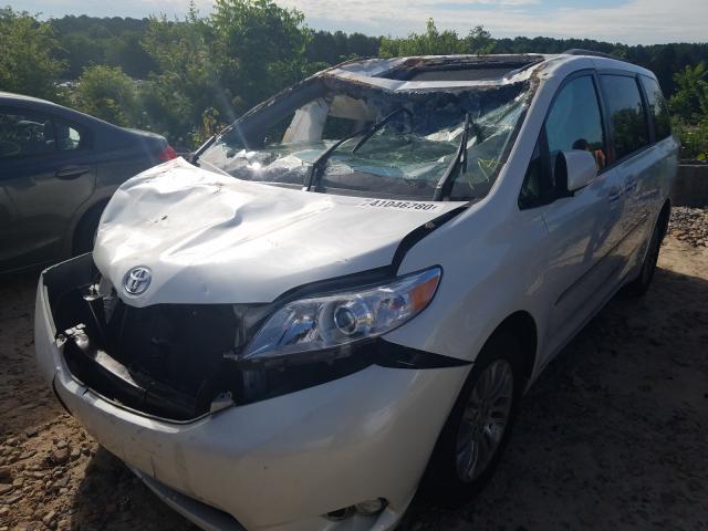 Photo 1 VIN: 5TDYZ3DC2HS786861 - TOYOTA SIENNA XLE 