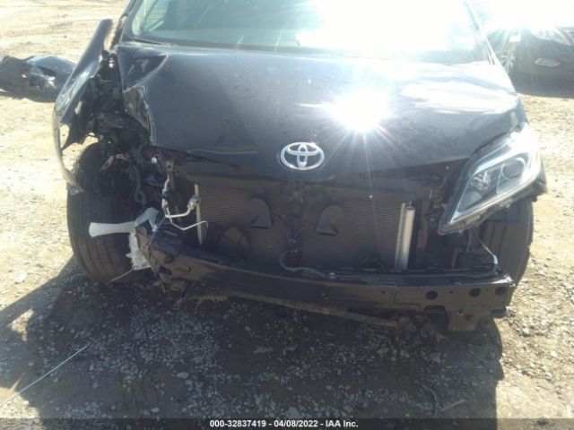 Photo 5 VIN: 5TDYZ3DC2HS795687 - TOYOTA SIENNA 