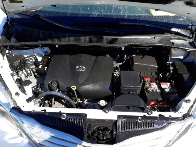 Photo 6 VIN: 5TDYZ3DC2HS798279 - TOYOTA SIENNA XLE 