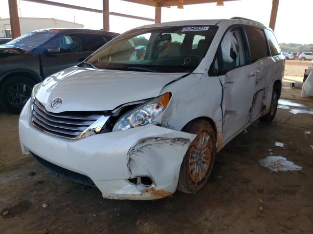 Photo 1 VIN: 5TDYZ3DC2HS832012 - TOYOTA SIENNA XLE 