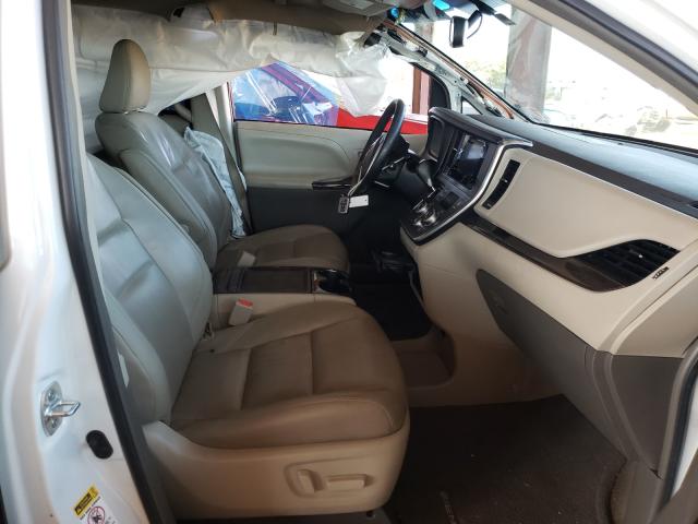 Photo 4 VIN: 5TDYZ3DC2HS832012 - TOYOTA SIENNA XLE 