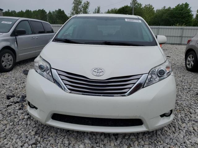 Photo 4 VIN: 5TDYZ3DC2HS834892 - TOYOTA SIENNA XLE 