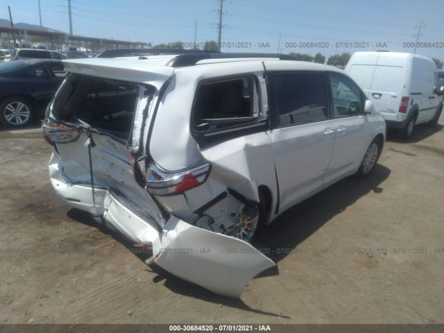 Photo 3 VIN: 5TDYZ3DC2HS838165 - TOYOTA SIENNA 