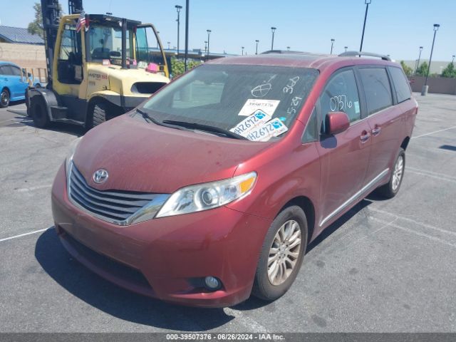 Photo 1 VIN: 5TDYZ3DC2HS853507 - TOYOTA SIENNA 