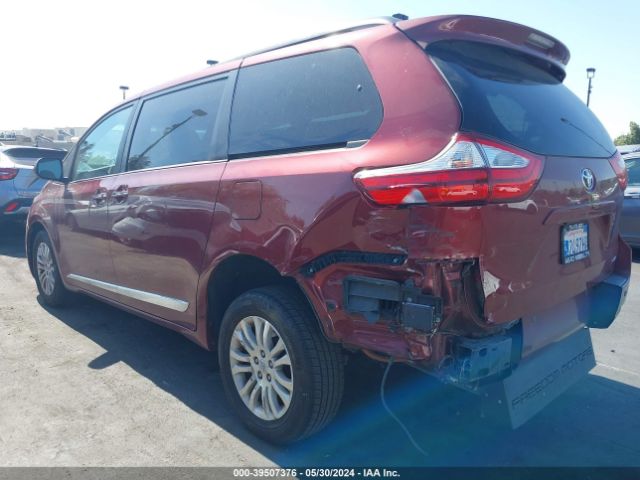 Photo 5 VIN: 5TDYZ3DC2HS853507 - TOYOTA SIENNA 