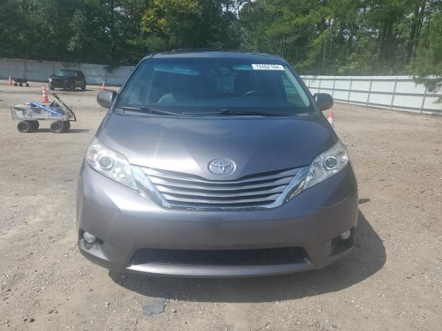 Photo 4 VIN: 5TDYZ3DC2HS870758 - TOYOTA SIENNA XLE 