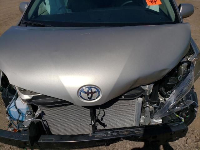 Photo 11 VIN: 5TDYZ3DC2HS883767 - TOYOTA SIENNA XLE 