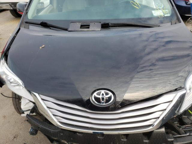 Photo 6 VIN: 5TDYZ3DC2HS891805 - TOYOTA SIENNA XLE 