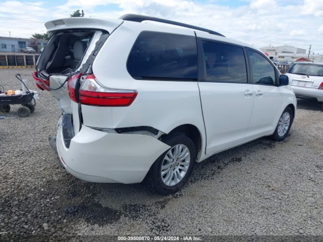 Photo 3 VIN: 5TDYZ3DC2HS894915 - TOYOTA SIENNA 