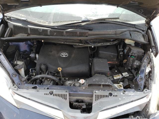 Photo 10 VIN: 5TDYZ3DC2JS905983 - TOYOTA SIENNA XLE 