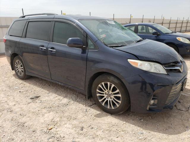 Photo 3 VIN: 5TDYZ3DC2JS905983 - TOYOTA SIENNA XLE 