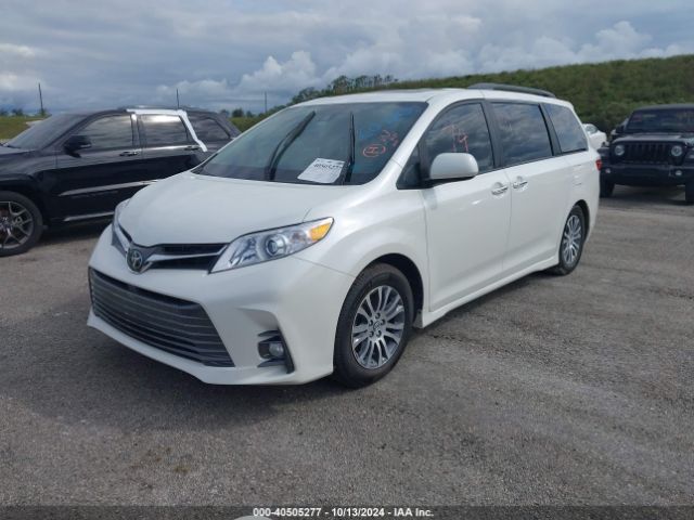 Photo 1 VIN: 5TDYZ3DC2JS912285 - TOYOTA SIENNA 