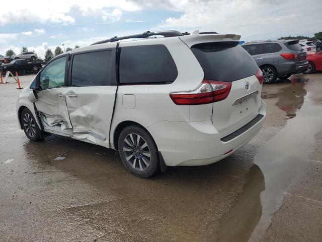 Photo 1 VIN: 5TDYZ3DC2JS916630 - TOYOTA SIENNA XLE 