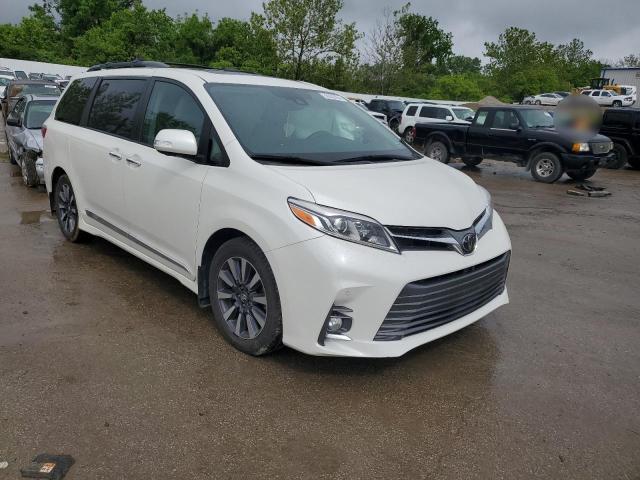 Photo 3 VIN: 5TDYZ3DC2JS916630 - TOYOTA SIENNA XLE 