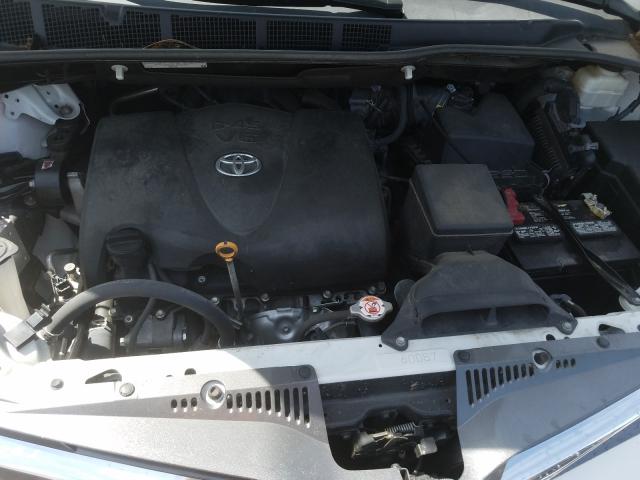 Photo 6 VIN: 5TDYZ3DC2JS917972 - TOYOTA SIENNA XLE 