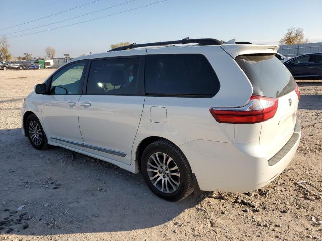 Photo 1 VIN: 5TDYZ3DC2JS936537 - TOYOTA SIENNA XLE 