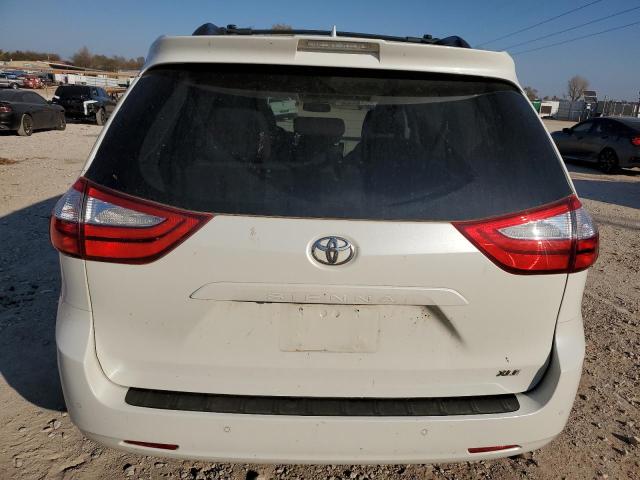 Photo 5 VIN: 5TDYZ3DC2JS936537 - TOYOTA SIENNA XLE 