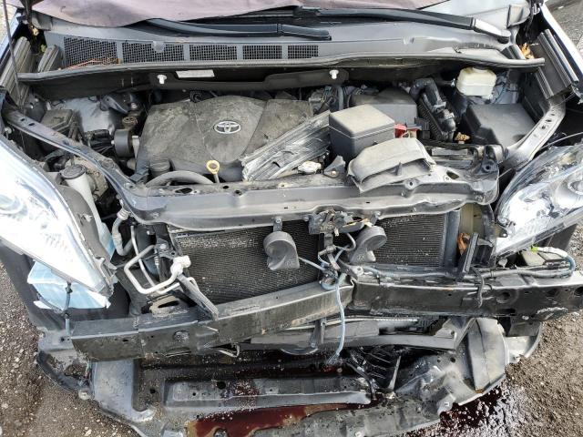 Photo 11 VIN: 5TDYZ3DC2JS956156 - TOYOTA SIENNA XLE 