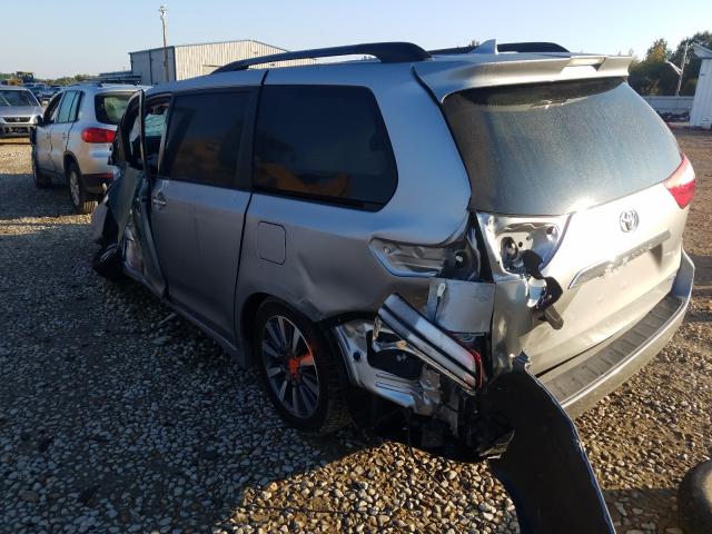 Photo 2 VIN: 5TDYZ3DC2JS964239 - TOYOTA SIENNA XLE 