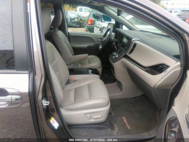 Photo 4 VIN: 5TDYZ3DC2KS008065 - TOYOTA SIENNA 