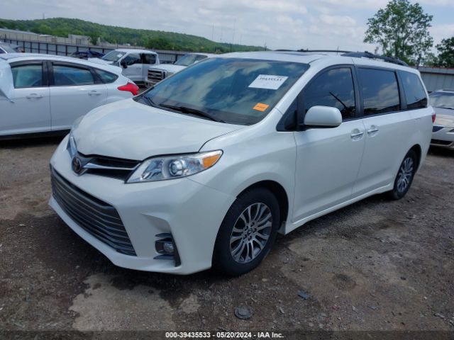 Photo 1 VIN: 5TDYZ3DC2KS970317 - TOYOTA SIENNA 