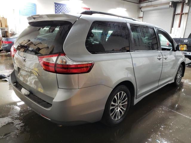 Photo 2 VIN: 5TDYZ3DC2KS973363 - TOYOTA SIENNA XLE 