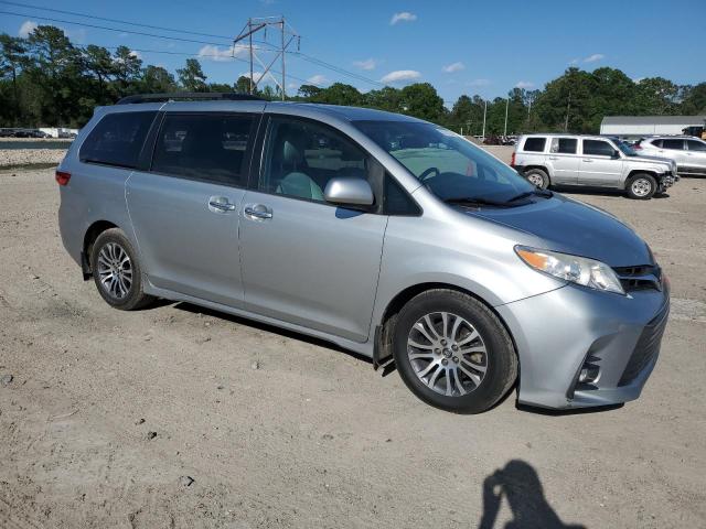 Photo 3 VIN: 5TDYZ3DC2KS981401 - TOYOTA SIENNA XLE 