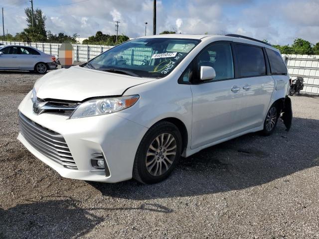 Photo 1 VIN: 5TDYZ3DC2KS982452 - TOYOTA SIENNA XLE 