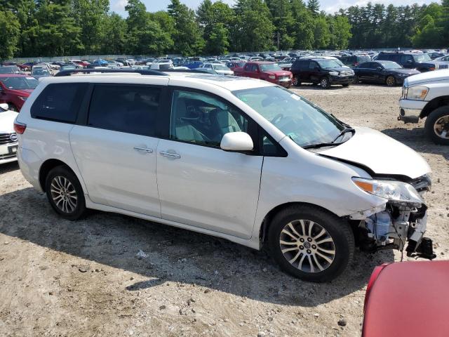 Photo 3 VIN: 5TDYZ3DC2KS986419 - TOYOTA SIENNA XLE 