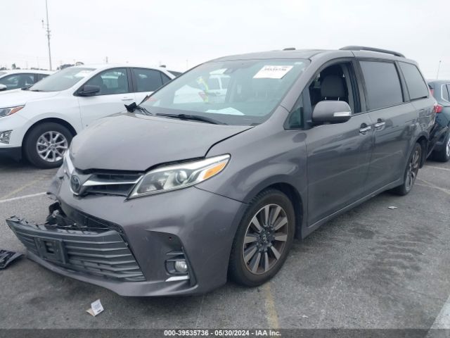 Photo 1 VIN: 5TDYZ3DC2KS998182 - TOYOTA SIENNA 